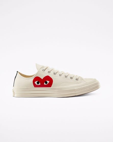 Men's Converse x Comme des Garçons PLAY Chuck 70 Low Top Shoes White / Red | AU CE948P